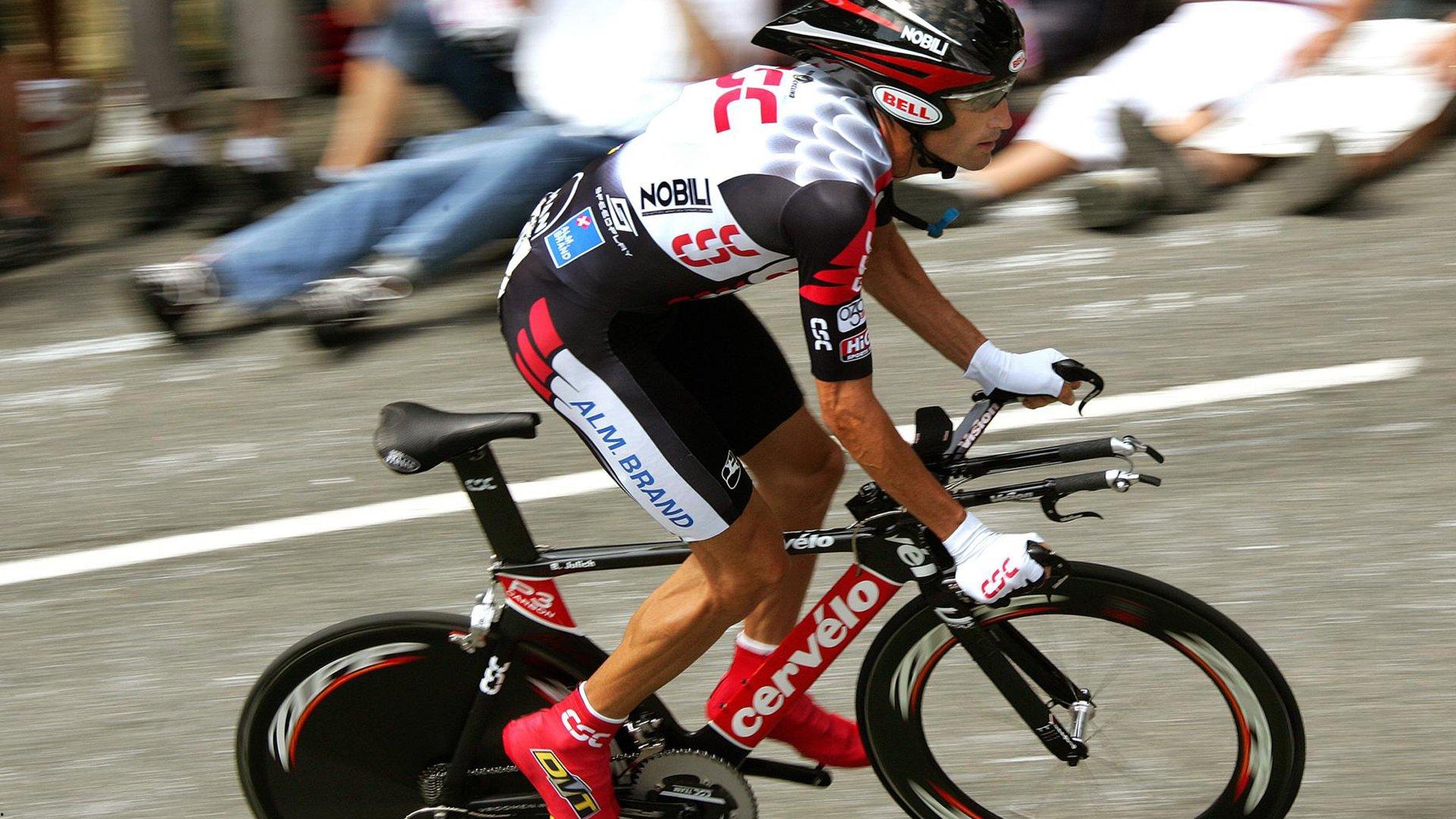 世界杯舞台迎新篇，单届赛事首现吉祥物三重奏 文化融合点燃全球热情